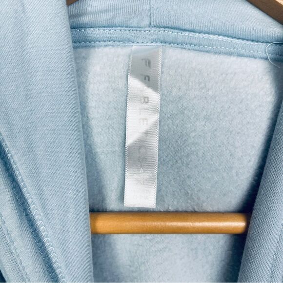 Fabletics: Angela Sleeveless Pullover Hoodie - Picture 3 of 7
